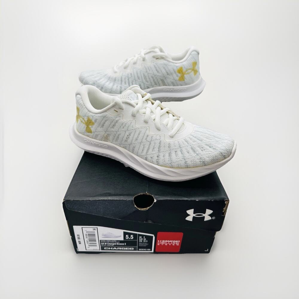 Under Armour Charged Breeze 2 (3026142-100) White/Gray | Women’s Size 5.5 - NWD
